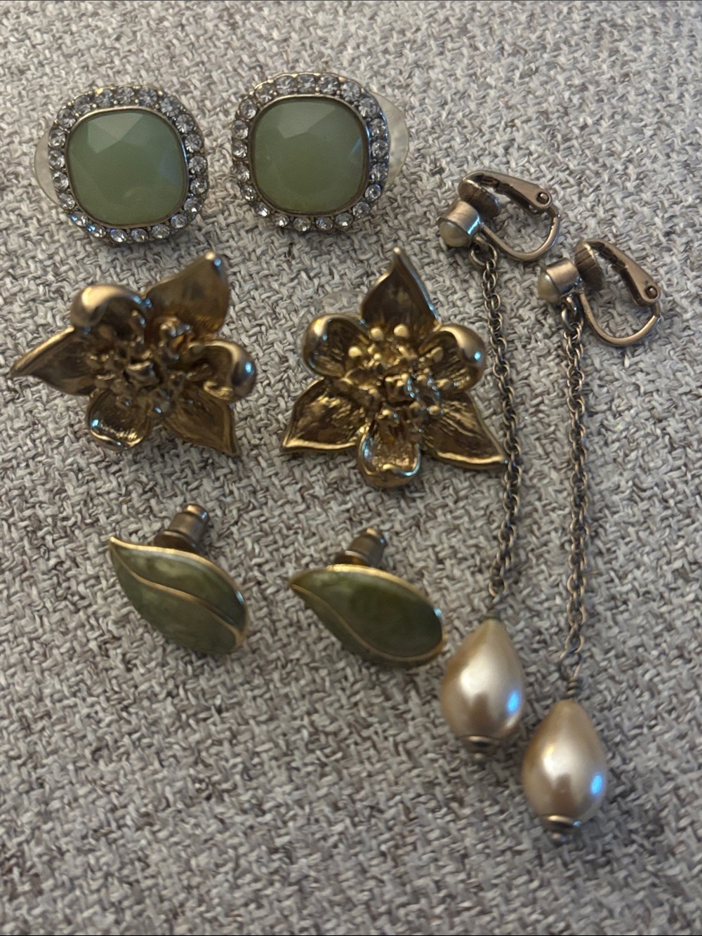 Mixed Women’s Earring Set - Green, Gold & Pearl Accent